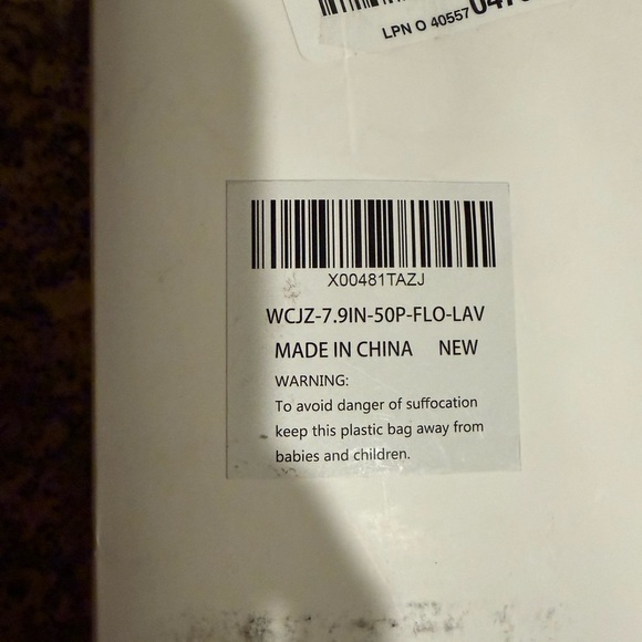 Wrapaholic 50Pcs Purple Lavender Floral Guest disposable paper Napkins - 3-Ply - Picture 4 of 5